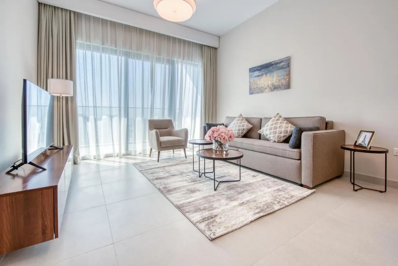 Sol Living - Sol Avenue Apartment Dubai